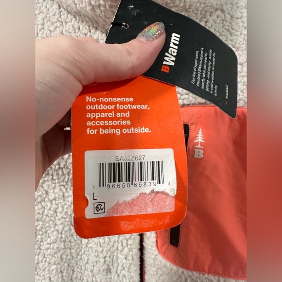 NWT Bass Outdoor Women’s Quilted Sherpa Zip Up Puffer - Picture 5 of 8